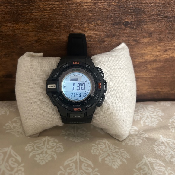 Casio pro trek - Picture 4 of 4